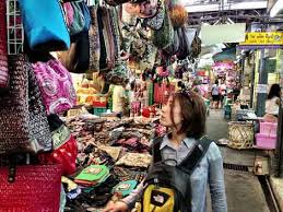 12 best bangkok markets for bargain