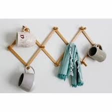 Wooden Wall Cloth Hanger Number Of