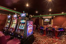While the right strategies can give you an advantage over the average gambler, it is highly unlikely that you will be able to maintain any kind of steady income from playing slot machines. How To Win At Slots Best Tips And Tricks To Win More Money