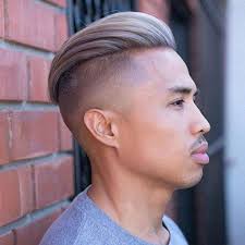 Hairstyles were equally elaborate, with tall headdresses the distinctive fashion of the 1770s. How Did The Undercut Become The Douchiest Hairstyle For Singaporean Men