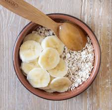 7 homemade oatmeal face masks for every
