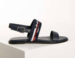 Ohne die beliebten sandalen von tommy hilfiger ist der sommer nicht komplett. Tommy Hilfiger Damen Sandalen Sequins Flat Fur 40 12 Inkl