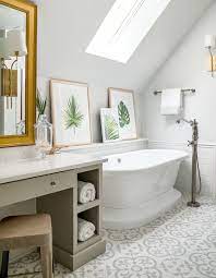 A Master Bath With A Checd Past Is