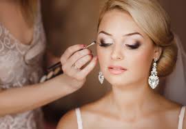 choose the best wedding makeup artist