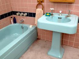 That means here you will find everything you need to know when it comes to applying paint to your bathroom's you will be painting in two coatings. Tips From The Pros On Painting Bathtubs And Tile Diy