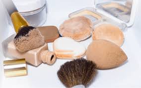 you re cleaning your makeup tools wrong
