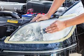 Comment rénover les phares optiques opaques ou jaunis de sa voiture ? -  Blog Reezocar