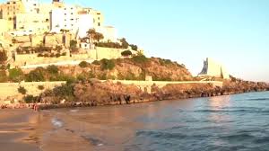 The seafront promenade is full of little bars and restaurants that wind on up into the hillside.it's a simply stunning view. Sperlonga Beach In Italy Best Beaches Near Rome Youtube