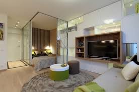 Предлаганото жилище се състои от коридор, дневна с кухненска част, стая, баня и тераса. Dvustaen Apartament 34kv Rozali Com