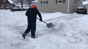 Our buyer's guide breaks down all manner of snow shovels to help you pick the right one for you! Shoveling Snow Can Raise The Risk Of A Heart Attack For Some Here Are Precautions You Can Take