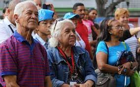 Gobierno venezolano aprueba 17.710 nuevas pensiones en "Amor Mayor" -  Sumarium - Información