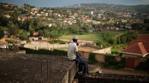 Rwanda genocide: Orphans' search for family continues - BBC News