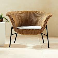 Rolled Back Rattan Outdoor Basket Chair