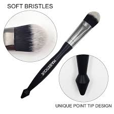 majestique professional makeup brush for blending brush