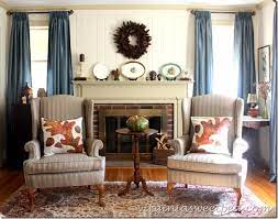 thanksgiving mantel and living room