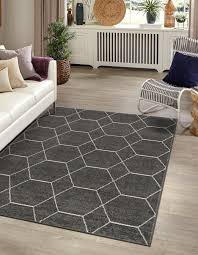 dark gray 4 x 6 trellis frieze rug