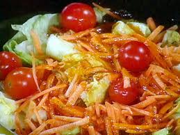 iceberg lettuce salad with tangy tomato