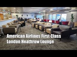american airlines first cl lounge