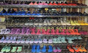 An ambitious shoes manufacturer in china ,striving for helping all customers to as a leading shoes manufacturer ,we provide you a wide range of shoes for men and women. Consuming With Consideration Trusted Clothes