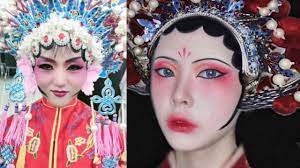 charming chinese opera makeup you
