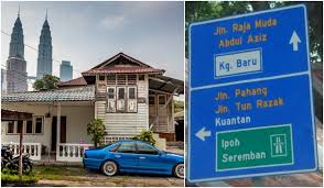 Kampung baru is a traditional village in kuala lumpur city centre, where you can enjoy a day of strolling around wooden stilt homes and coconut and banana trees, against a backdrop of the city's modern skyscrapers. 5 Incredible Reasons Why Kampung Baru Is So Iconic Trp