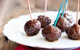appetizer grape jelly and chili sauce meatballs or  lil smokies