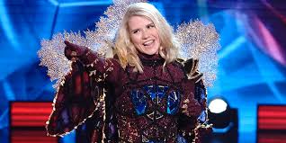 The masked dancer is an american reality competition television series that premiered on fox on december 27, 2020. Elizabeth Smart Revealed As The Moth On The Masked Dancer