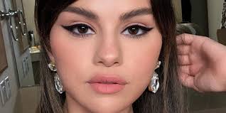 selena gomez is channelling 60s glam