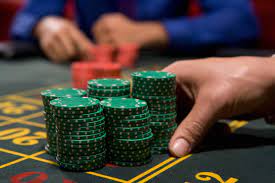 Addictive Gambling vs. Professional and Social Gambling