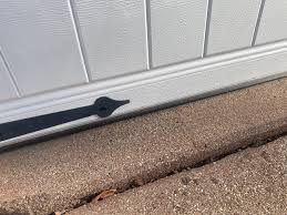 garage door is sealing properly