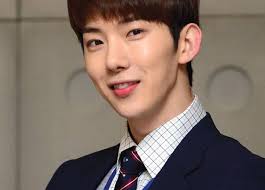 2AM&#39;s Jo Kwon is the 100m race record-holder for &#39;Idol Star Athletics Championships&#39;, not BTOB&#39;s Minhyuk. September 20, 2013 @ 6:51 am. by elliefilet - 2AM-Jo-Kwon-ZEA-Dongjun_1379672434_af_org