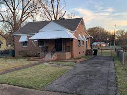 single story homes in memphis