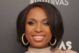 Jennifer hudson hairstyles have been changed from time to time. Jennifer Hudson S Enchanting Updo How To Hairstyles Livingly