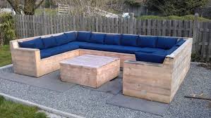 diy plans to build a bench from pallets