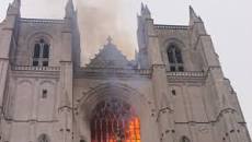 Résultat de recherche d'images pour "incendie cathédrale de nantes"