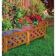 Wood Lattice Picket Border Fence