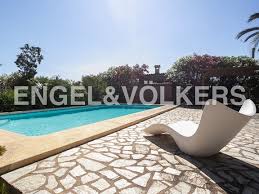 Finden sie die aktuellsten angebote für eigenheime in siegen auf 57immo.de! Haus Kaufen In Valencia Coasts 108 Angebote Engel Volkers