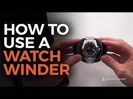 how to use a watch winder you