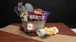 3 unique holiday gift basket ideas