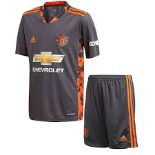 Premier league clubs have started to reveal the kits they will be wearing for the new season, with some already using them at the end of 2019/20. Manchester United Home Goalkeeper Kids Football Kit 20 21 Soccerlord
