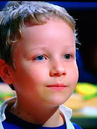 Blue eyes contain the least amount of melanin in the end, heterochromia refers to having two different color eyes and is most commonly a condition you're born with. Little Boy On Masterchef Junior Has Two Different Colored Eyes Imgur