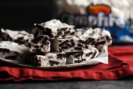 Cookies and Cream Marshmallow Bars - An Easy No Bake Recipe