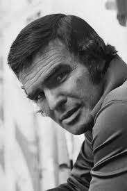 He has starred in many film and television roles, and is best known for his roles as paul wrecking crewe in the longest yard, charlie b. Burt Reynolds Starportrat News Bilder Gala De