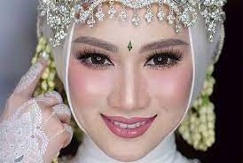 cara mengurangi biaya rias pengantin