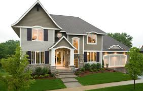 Traditional 2 Story House Plan 1900