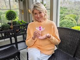 martha stewart coming to discovery in