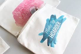 diy cosmetic bag using t shirt