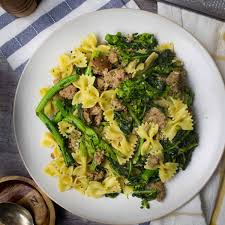 farfalle with sausage and broccoli rabe