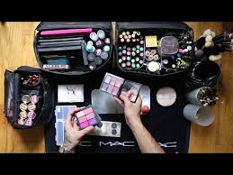 how to set up a professional makeup kit