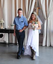 Here is a look at some great choices to consider. 36 Wedding Songs For The Bride To Walk Down The Aisle To By Genre Country Rock Classical Indie Modern And More Kansas City Small Wedding Venues The Vow Exchange